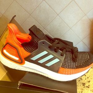 Adidas ultra boosts size 8